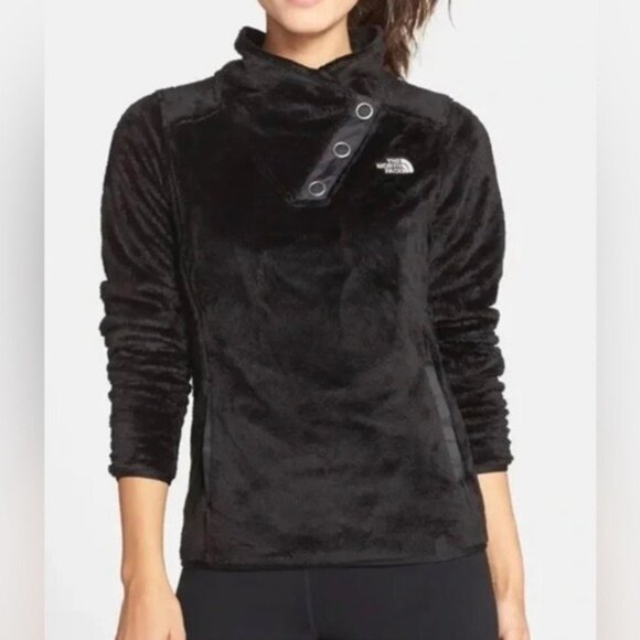 The North Face Mossbud Snap Neck Pullover Fleece Jacket in Black - Picture 1 of 9